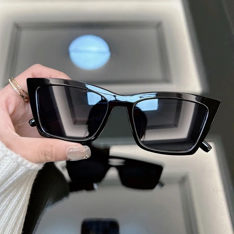 Lunettes de soleil rétro œil d - Sunglasses Cat Eye avis et prix